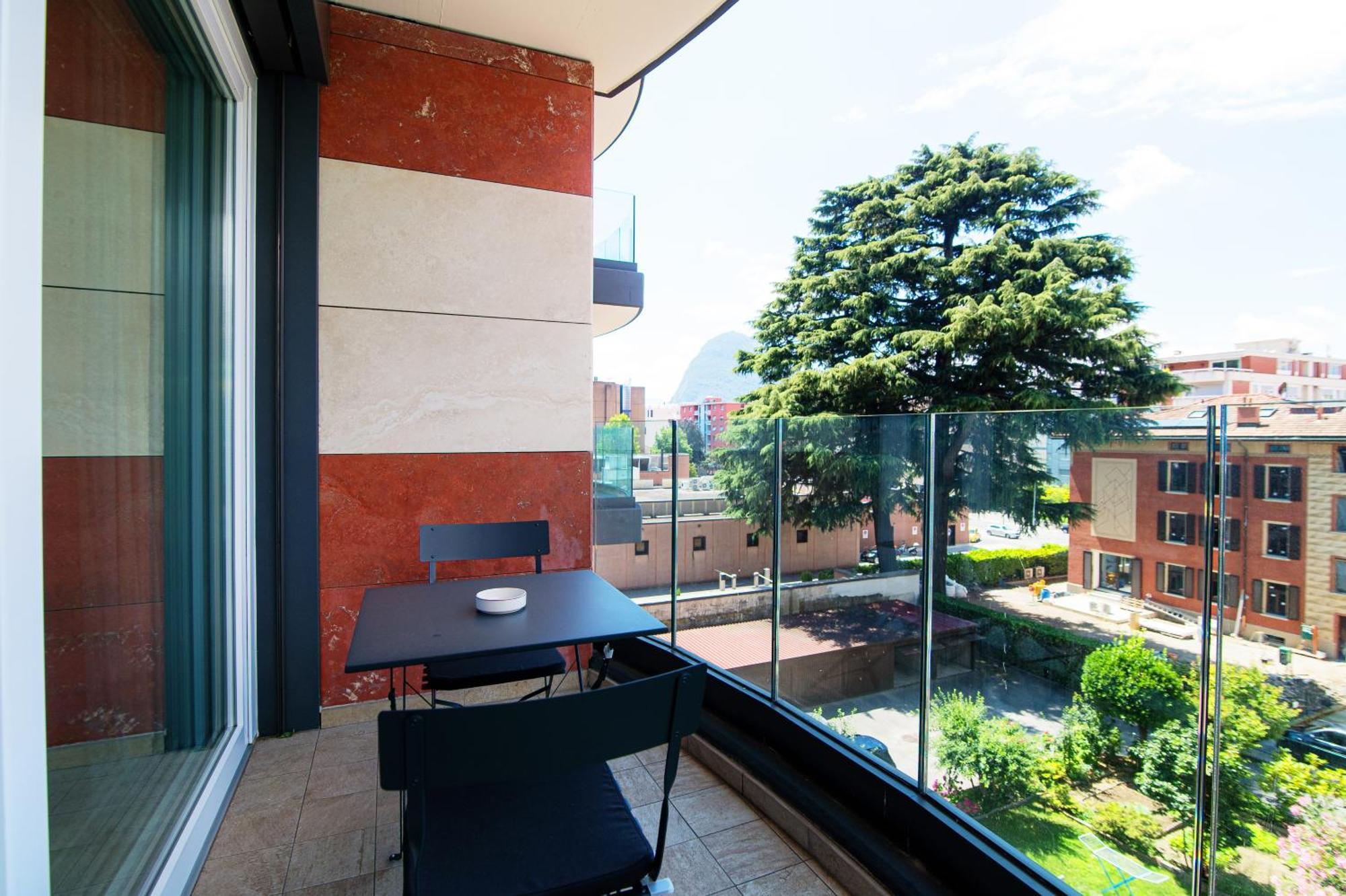 Roggia Apartments By Quokka 360 - Central Flats With Parking Space ลูกาโน ภายนอก รูปภาพ