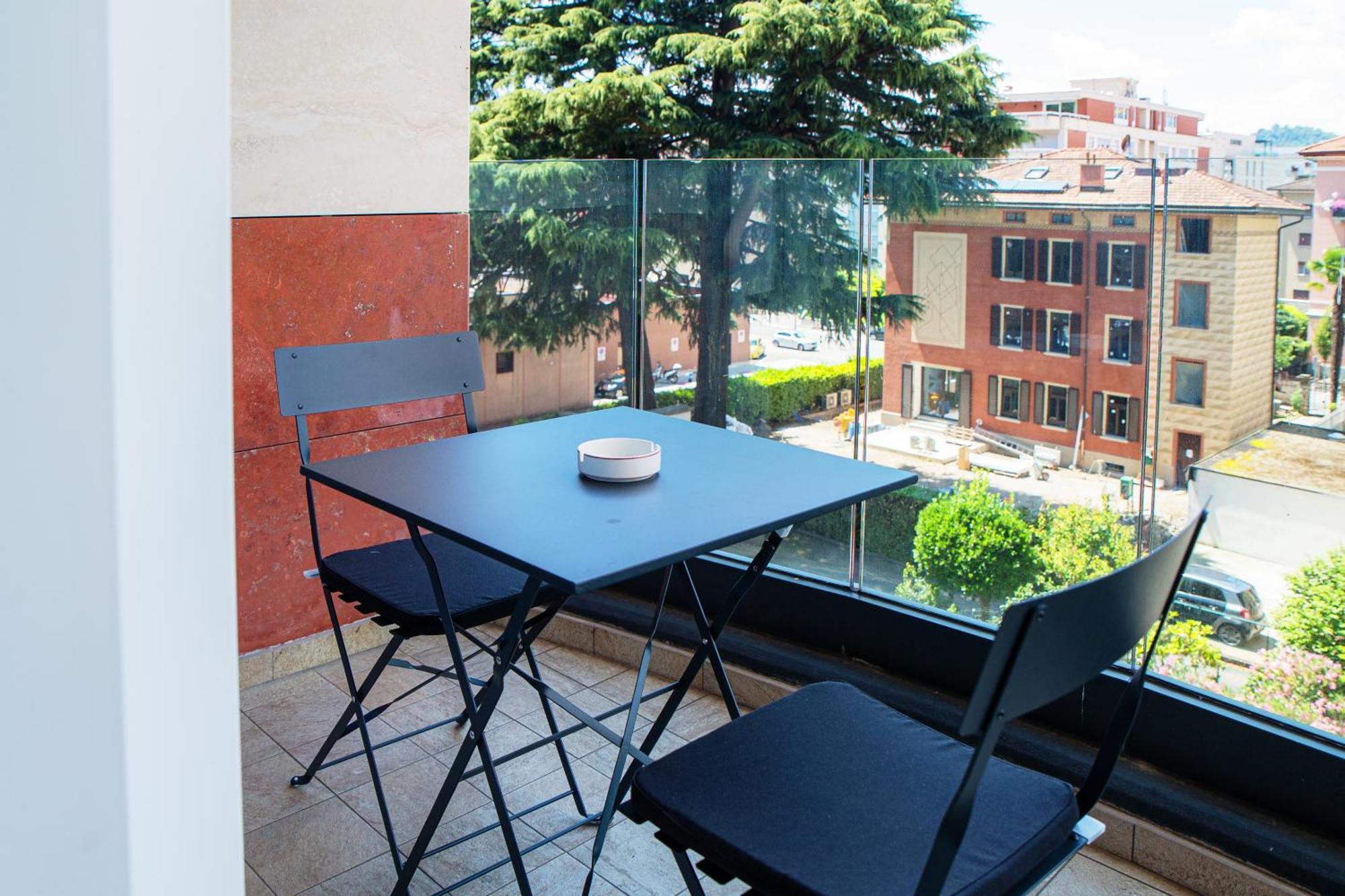 Roggia Apartments By Quokka 360 - Central Flats With Parking Space ลูกาโน ภายนอก รูปภาพ